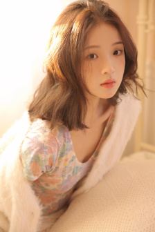 明星专题：应采灵